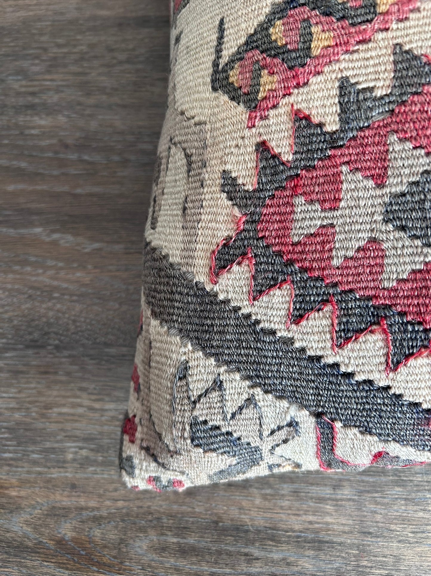 Vintage Kilim Pillow Cover - GAIA