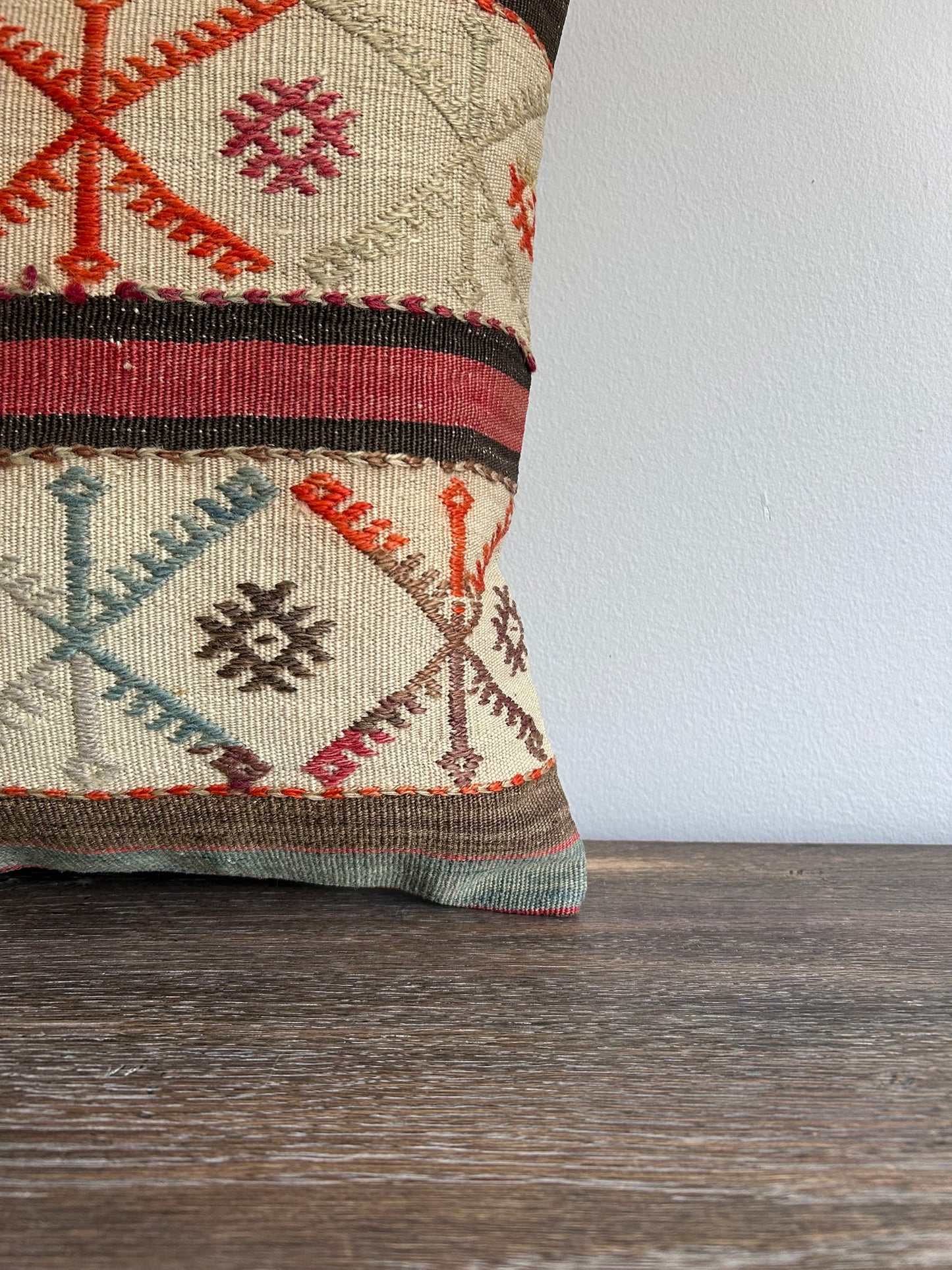 Vintage Kilim Pillow Cover - IRIS