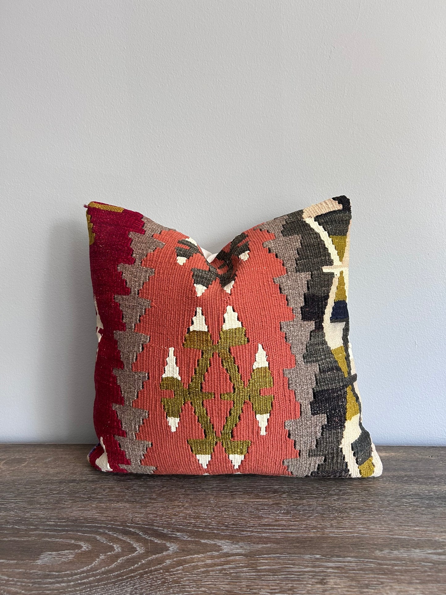 Vintage Kilim Pillow Cover - CALLIOPE