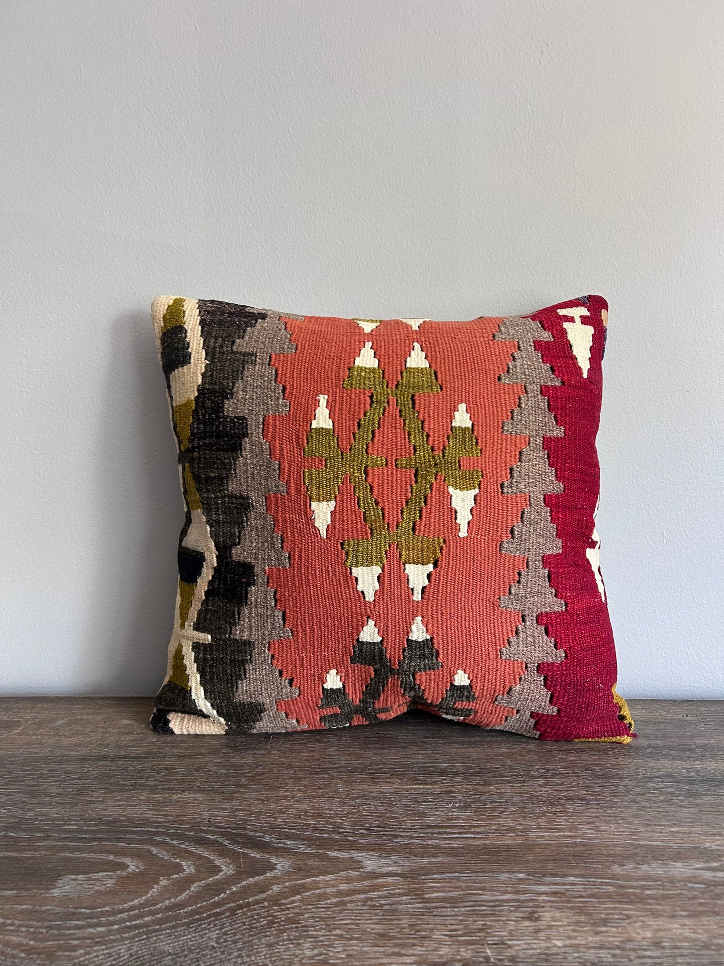 Vintage Kilim Pillow Cover - CALLIOPE