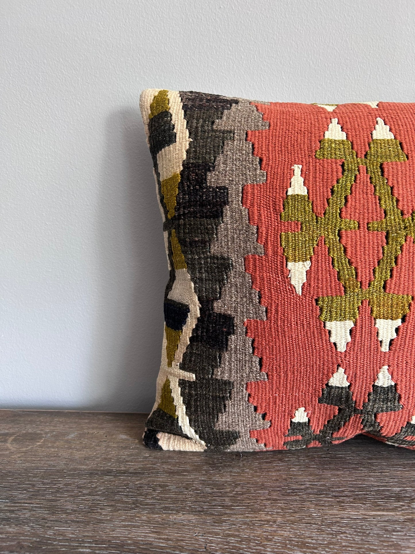 Vintage Kilim Pillow Cover - CALLIOPE