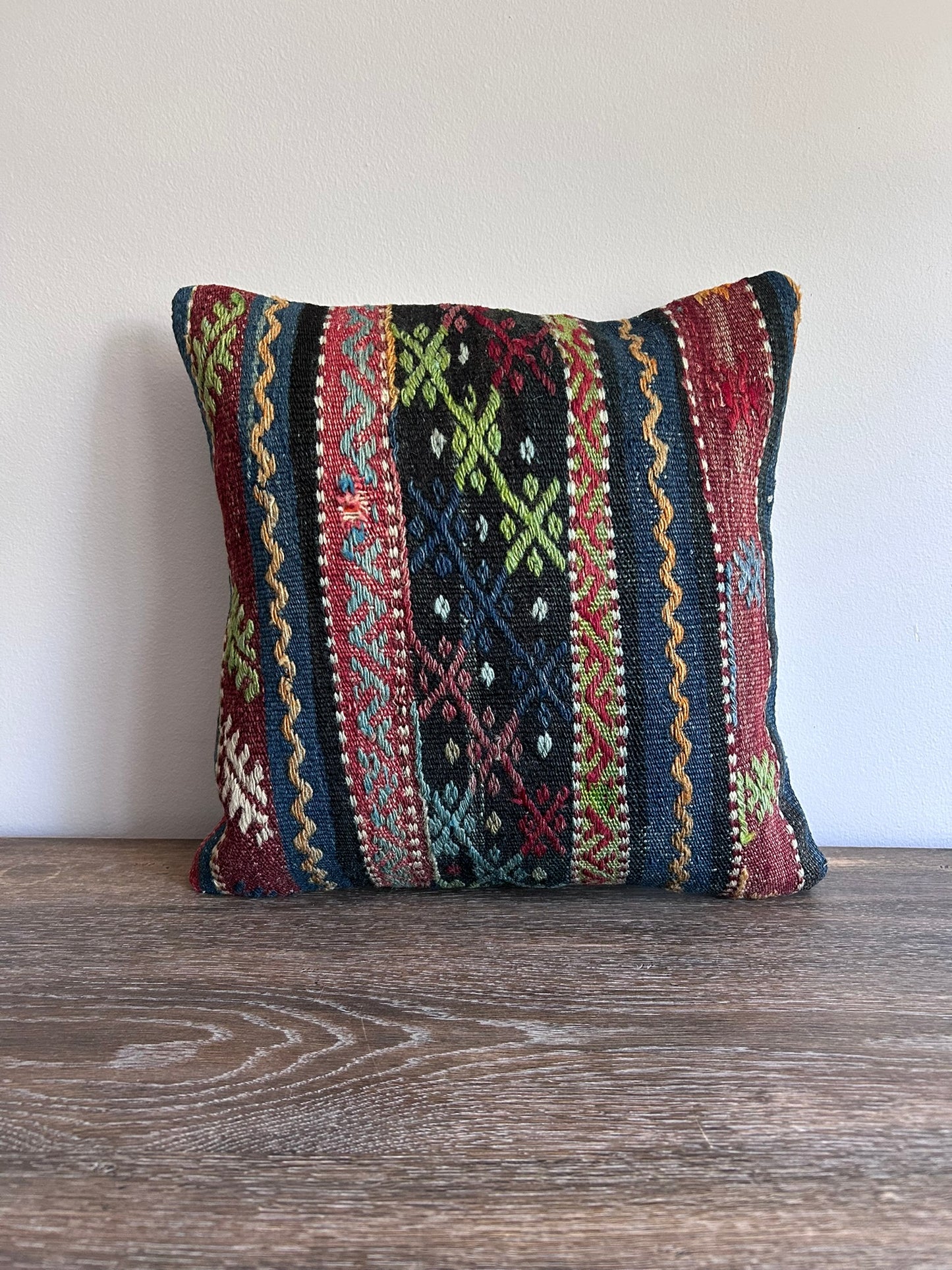 Vintage Kilim Pillow Cover - HESTIA