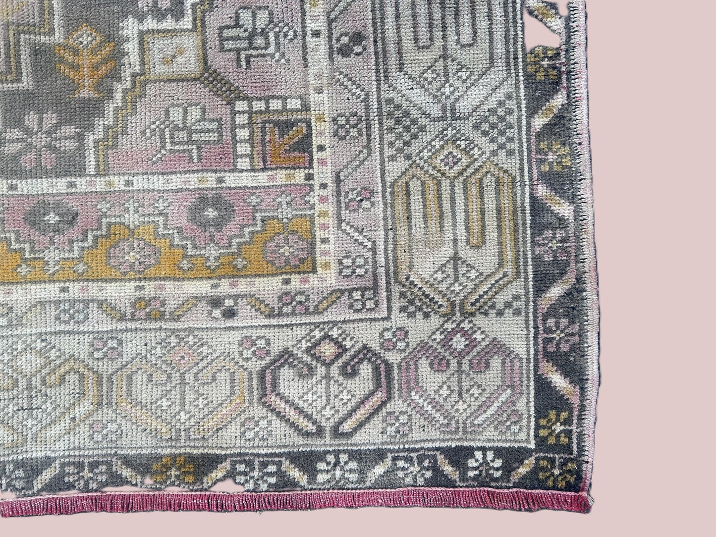 Vintage Turkish Rug 4'7" x 8'7" - HERITAGE