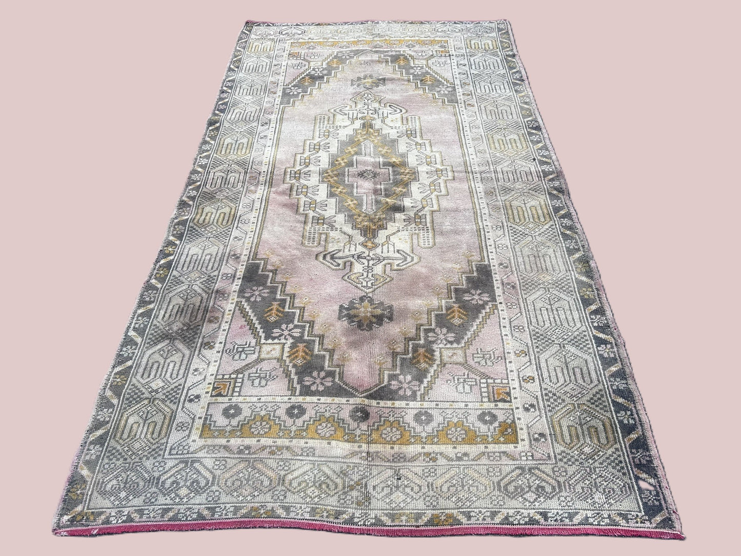 Vintage Turkish Rug 4'7" x 8'7" - HERITAGE