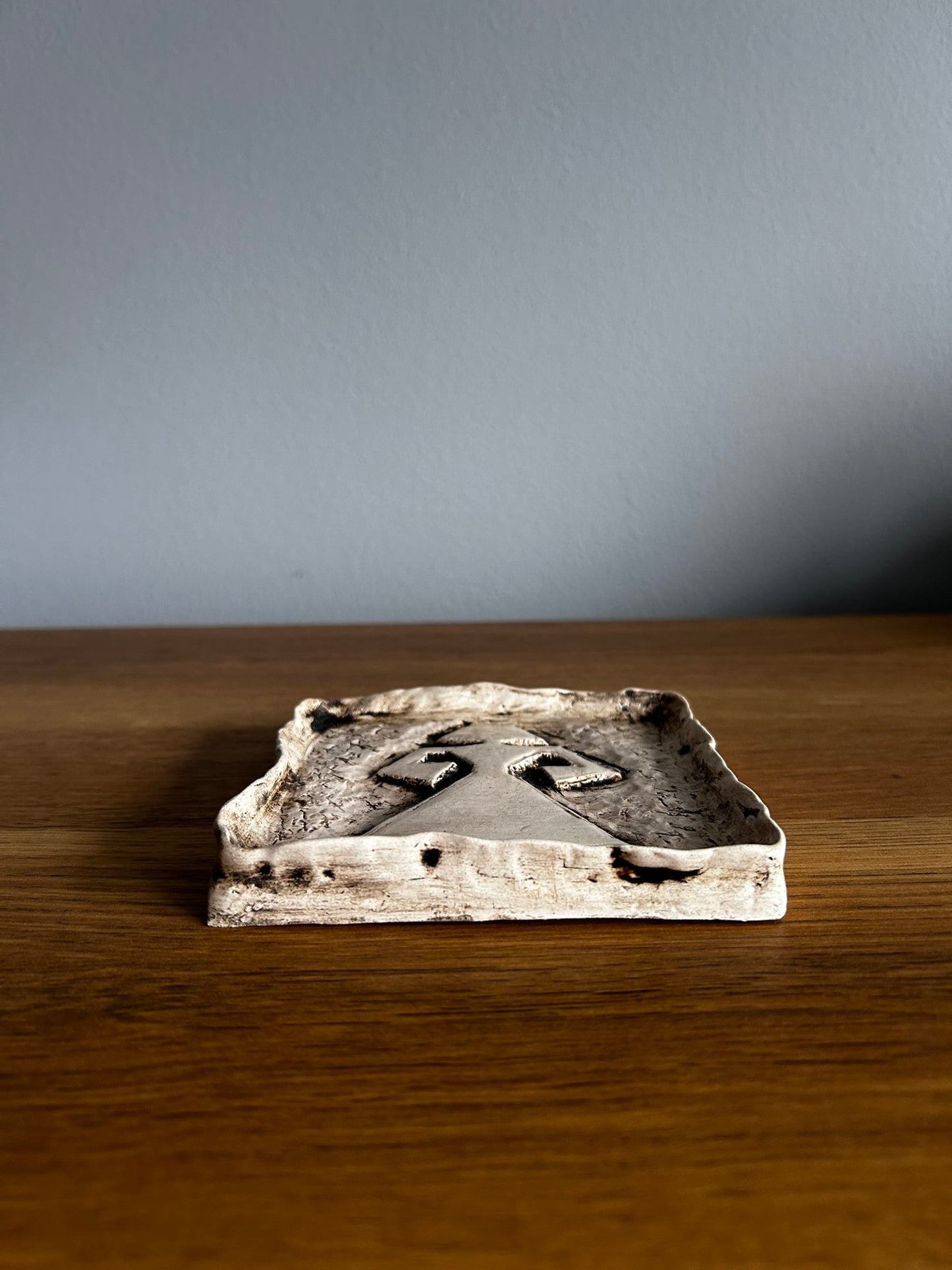 Hand Crafted Ceramic Art Piece - HANDS ON HIPS